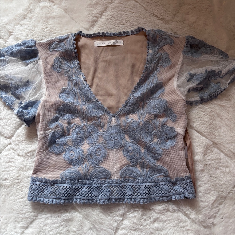 Altar’d state Floral Side Zip Crop Top